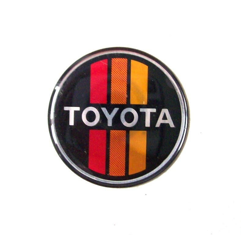 vintage toyota  car emblem  sticker  auto automotive vehicle mens