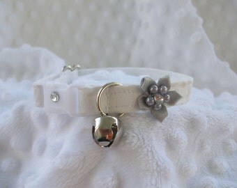 Wedding Cat Collar with Rhinetones and bell Wedding Cat Breakaway Collar Custom Made