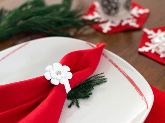 White leather flower napkin rings Wedding Party table decor - set of 6 Christmas napkin rings