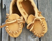 Leather toddler moccasins Soft sole moccasins for toddlers