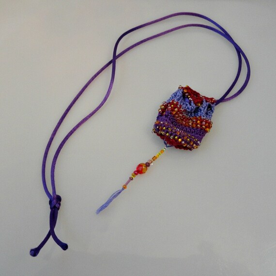 Crochet Beaded Amulet Bag by BijouxCraftsBoutique on Etsy