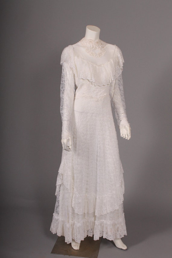 Vintage Prairie  Wedding  Dress  1970s by LadyScarlettsVintage