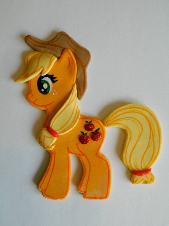 Items similar to My Little Pony - fondant cake topper on Etsy