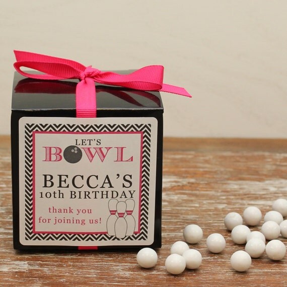 Items similar to 12 Personalized Bowling Party Favor Boxes Bowling
