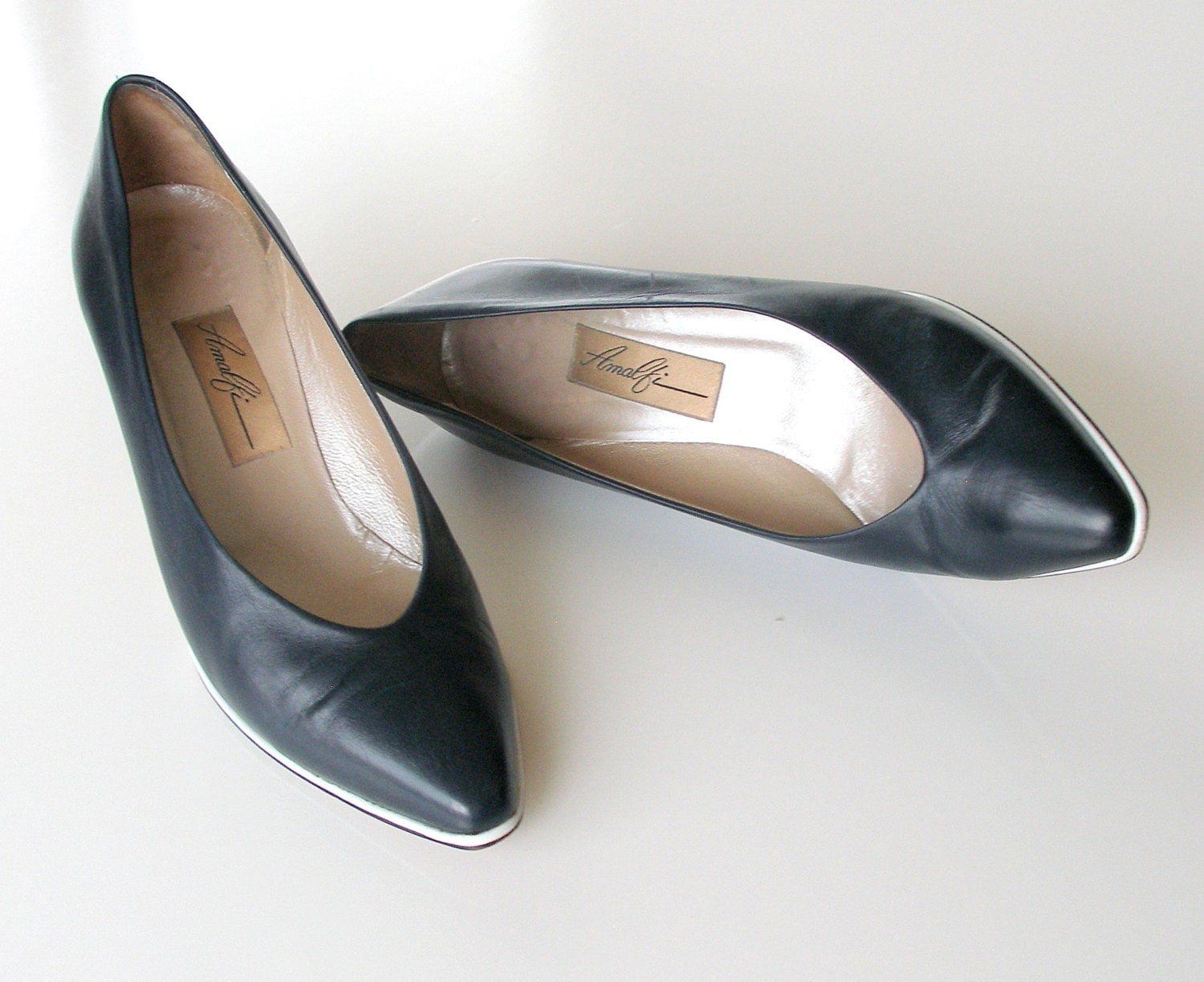 Vintage Womens Leather Shoes Designer High Heels by retrogroovie