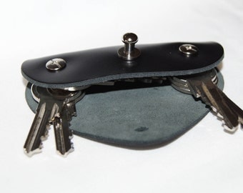 Leather key holder, Holds 1-6 regular keys