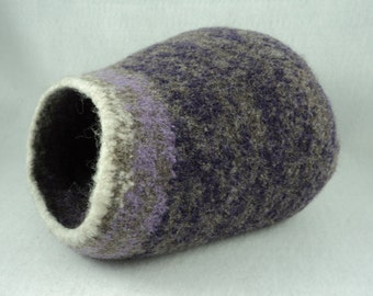 PDF Kitty Pod * Cat Cave Felted Wool Knitting Pattern