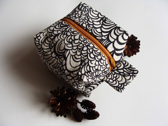 Unique Handmade & Printed Cosmetic / makeup bag by Susanveraclarke