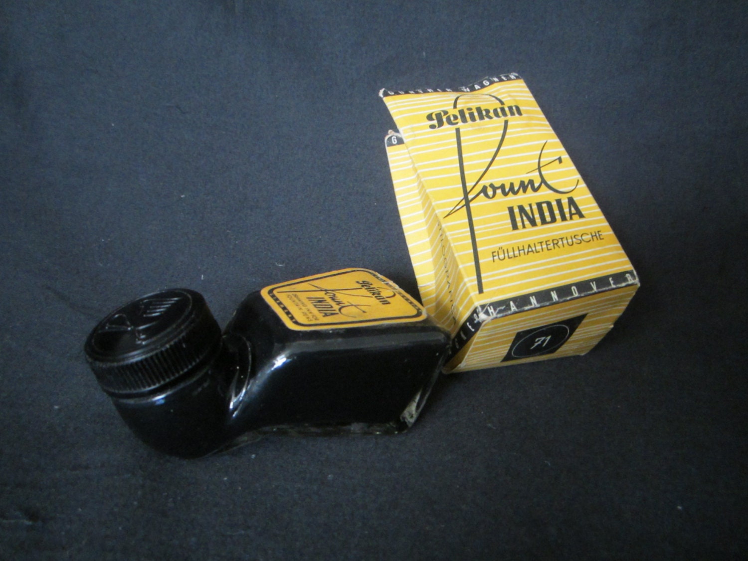 Vintage Pelikan Fount India Ink Bottle