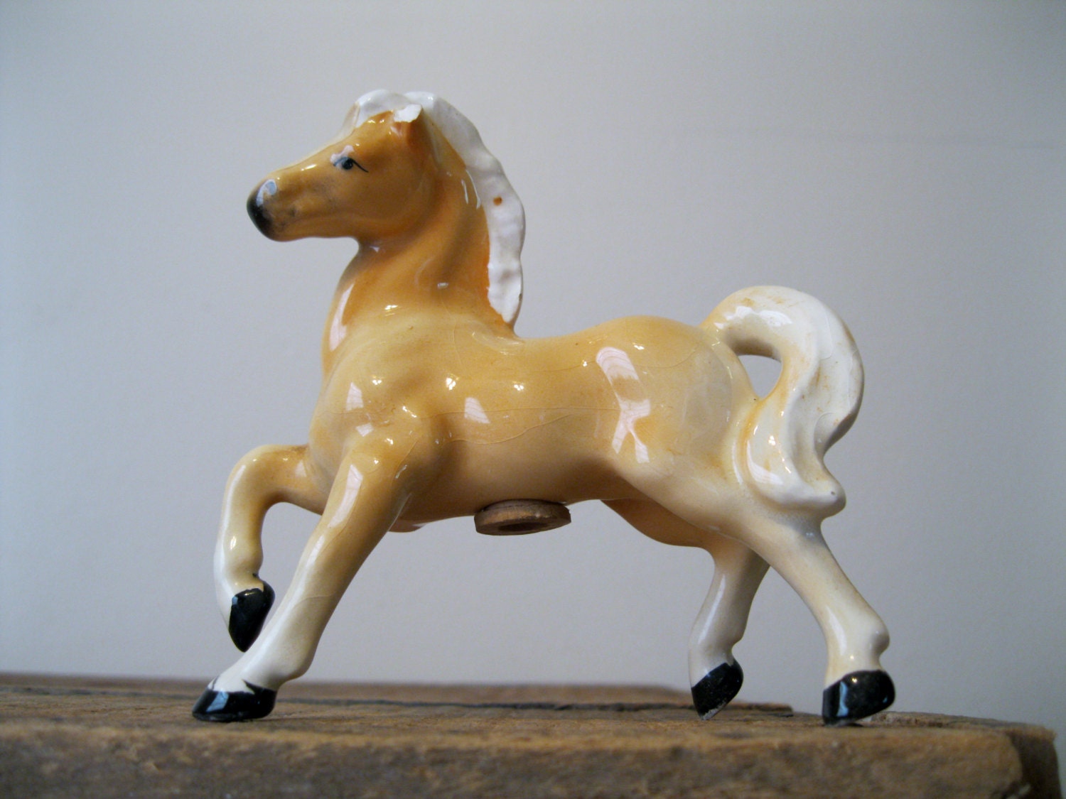 antique ceramic horse figurines