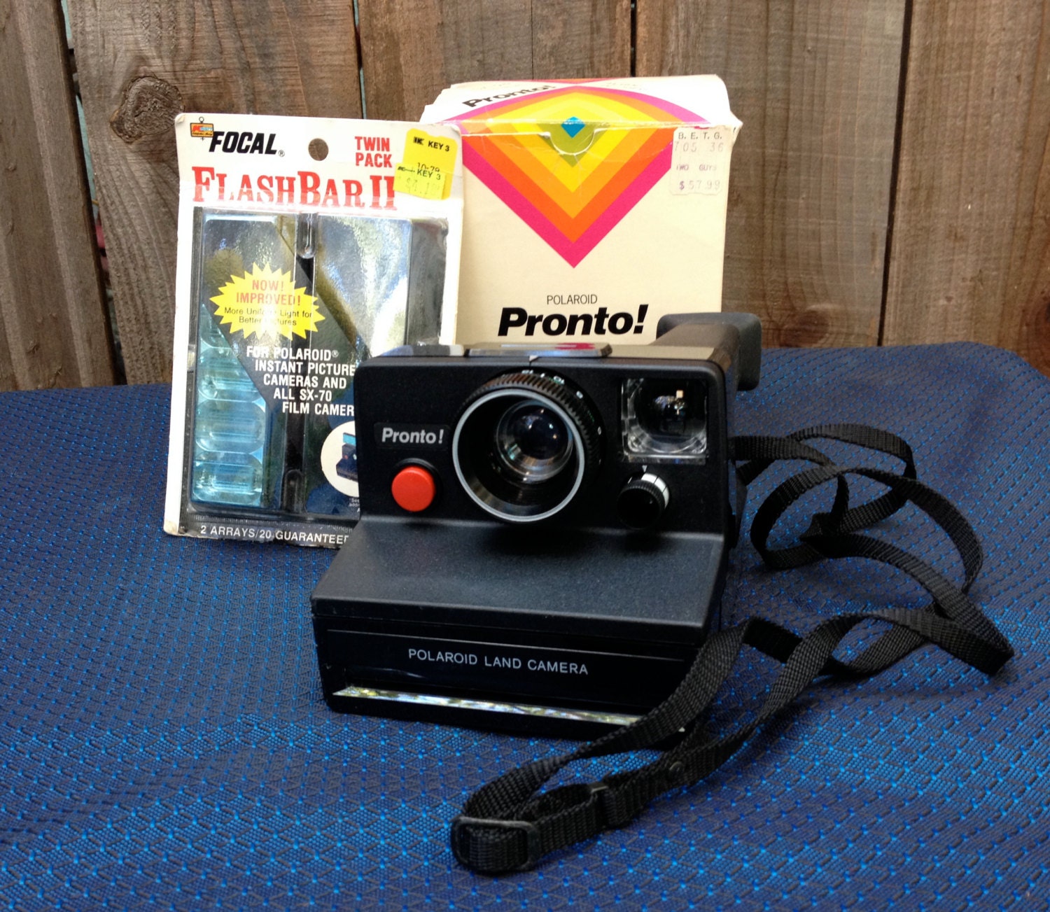 Vintage 1976 Polaroid Pronto Land Camera // Excellent