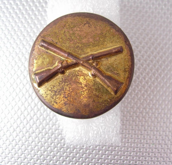 Items similar to US Army Crossed Rifles Infantry Collar Pin WW11 Brass