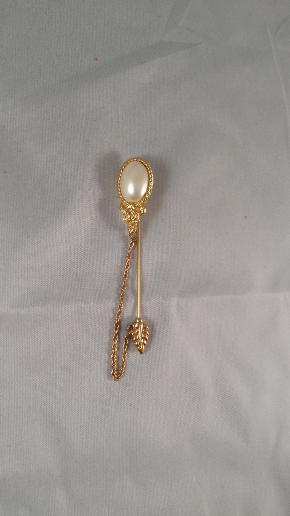 Pearl Pin Vintage Lapel Pin/Brooch Gold Antique Framed Pearl