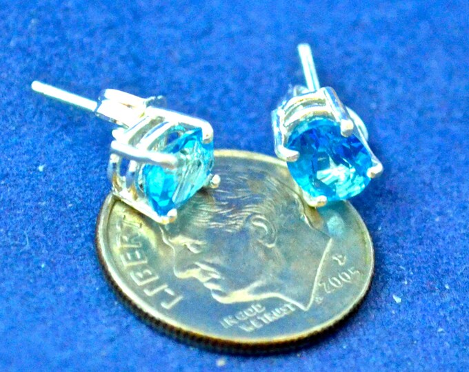 Swiss Blue Topaz Stud Earrings, 7x5mm Oval, Natural, Set in Sterling Silver E558