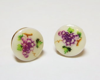 Purple Grapes Earrings Fruit Earrings Fruit Ear Posts Petite Earring Spring Summer Earrings Vtg Milk Glass Shabby Chic Retro Fruit Jewelry