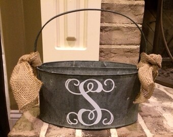Personalized utensil holder