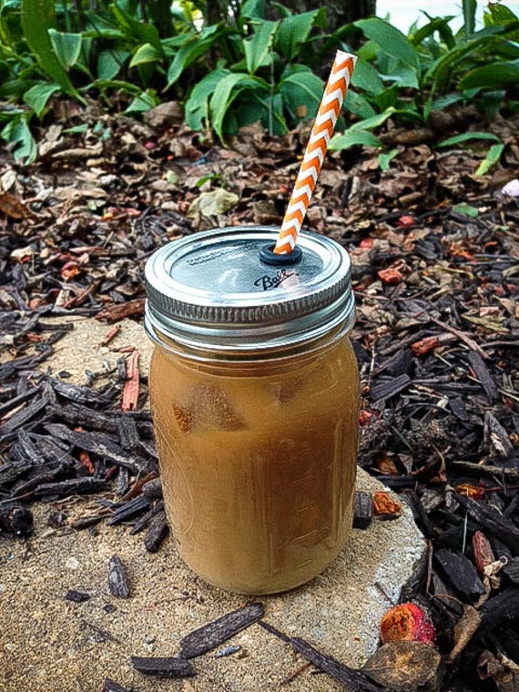 Mason Jar Mason jar, lid & festive straw