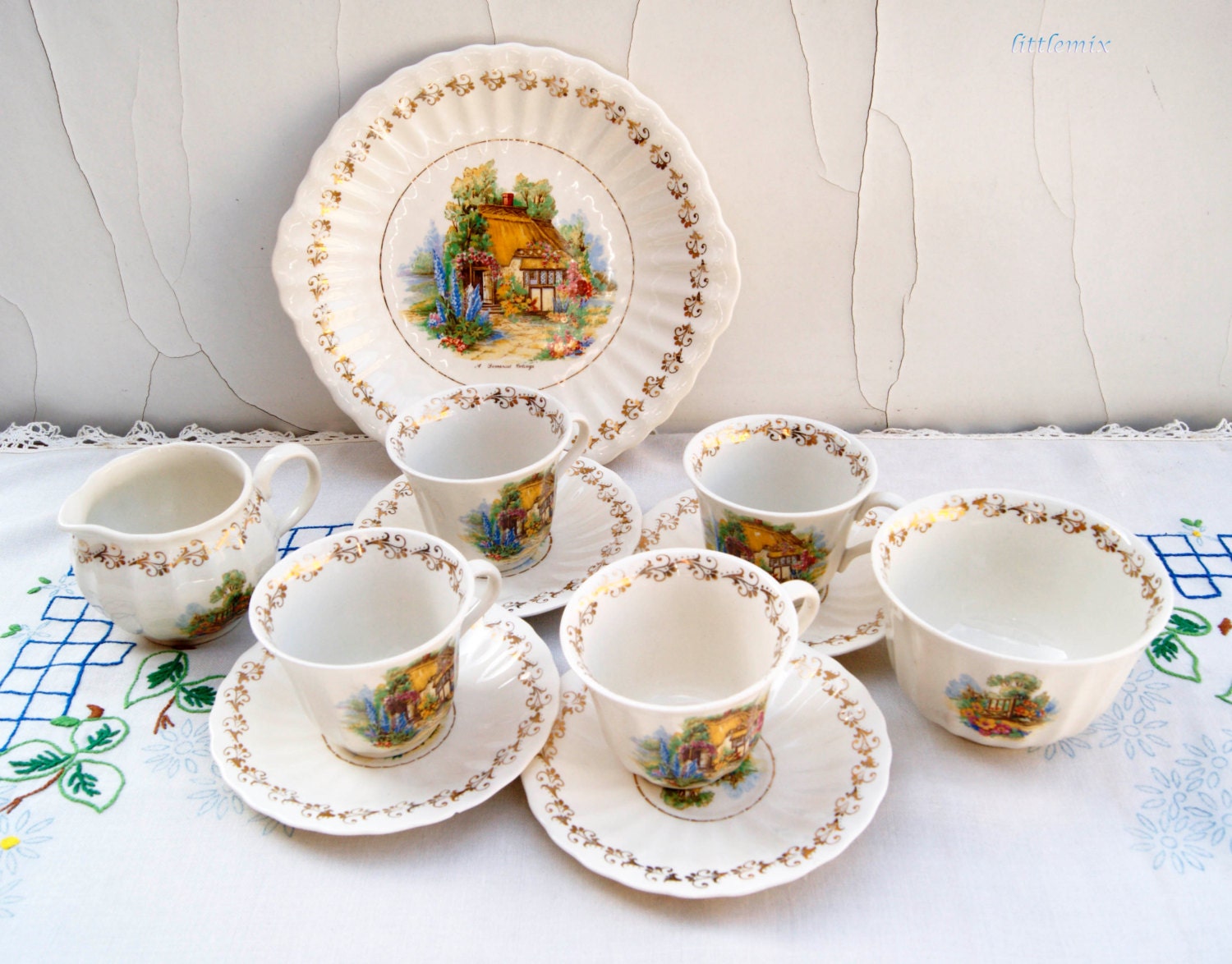Vintage 1940s Royal Victoria Wade England Pottery Tea set