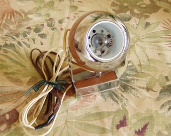 Hamilton Industries Mid-Century Eyeball Wall Light