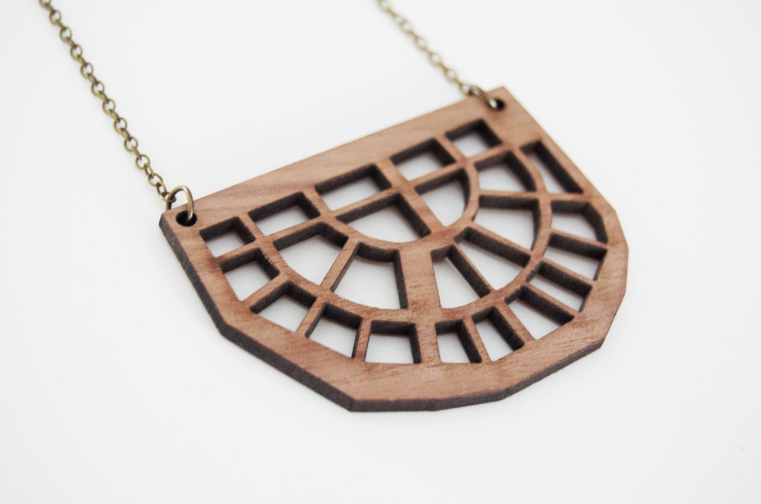 the-detroit-city-map-necklace-walnut-etsy-finds