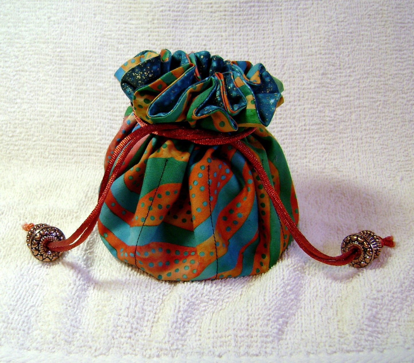 pouch cloth