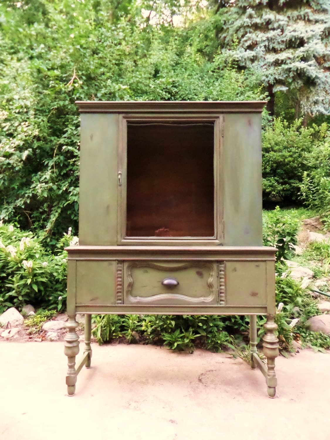 Vintage China / Green China / Green Hutch