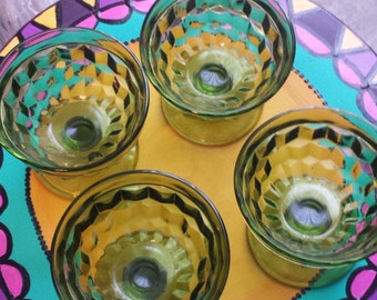 4 vintage green glass sherbert dessert glasses