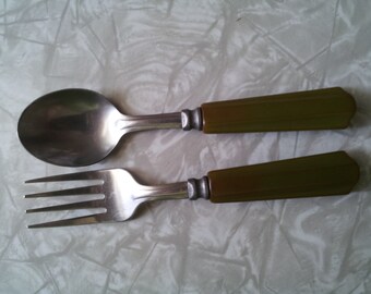 Vintage Childs Bakelite Flatware, Vintage Green Childrens Bakelite Flatware Set