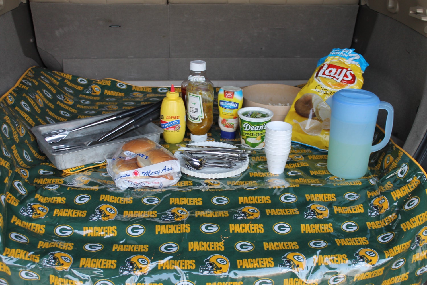NFL Green Bay Packers Tailgating Protective Tablecloth/Pot