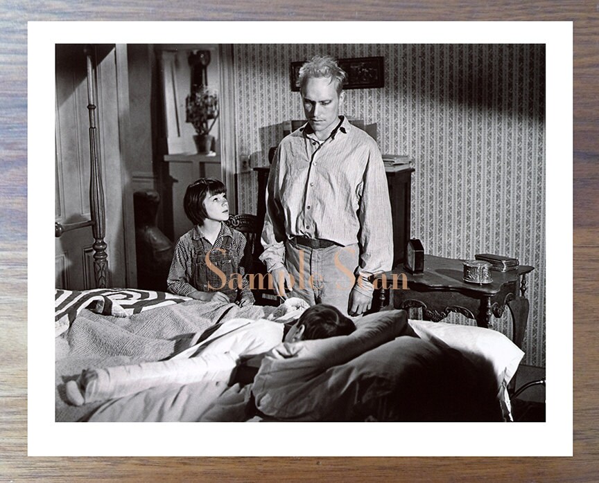Boo Radley Scout in To Kill A Mockingbird Movie set 1962