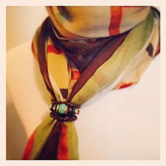 Leather Scarf Cuff. Graceful. Leather bracelet. Brazalete de