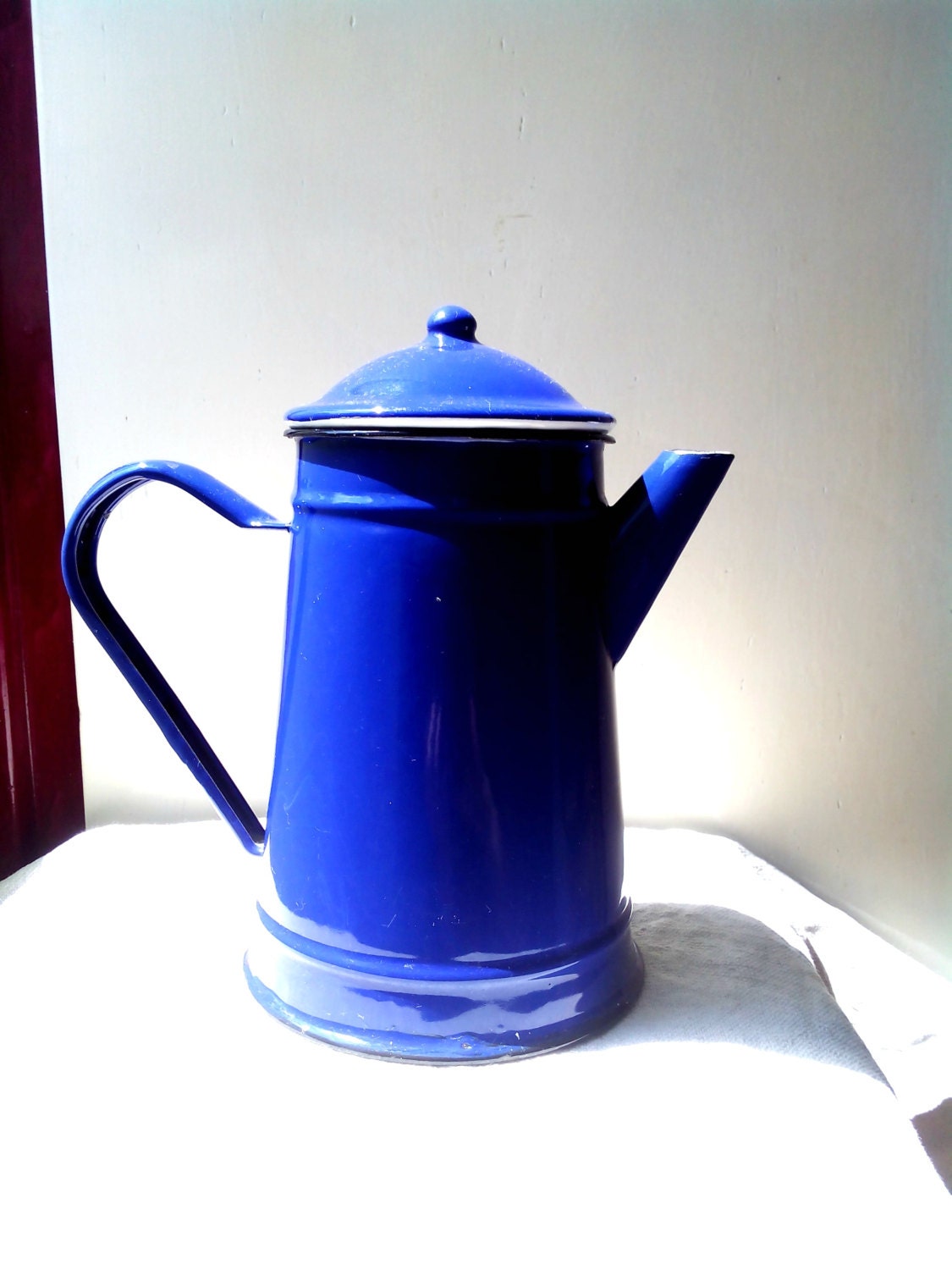 Vintage royal blue enamel water kettle enamelware lidded