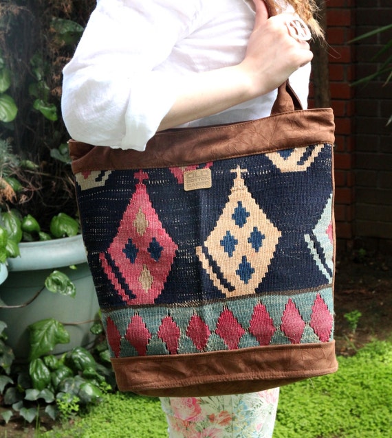 Turkish Kilim Purse, Hancrafted Cotton Purse, Kilim Bag, Handmade of 85 yr old Geniue Kilim , Turkish Kilim Bag