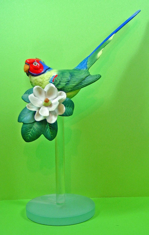 Gorgeous Franklin Mint Plum-headed Parakeet