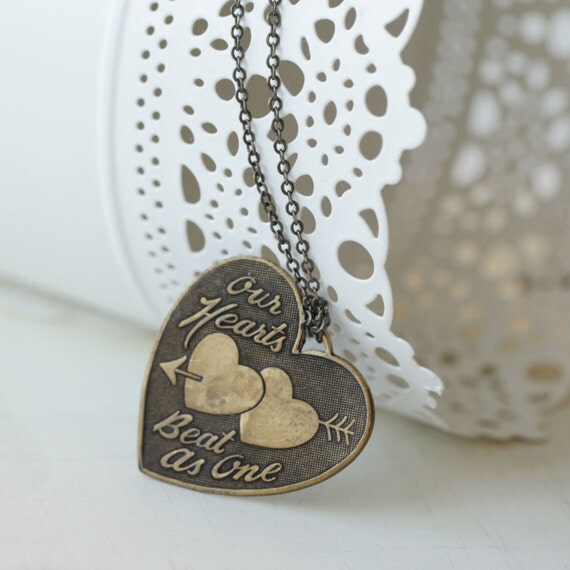 FMJ Creation: our heart beat at one long necklace