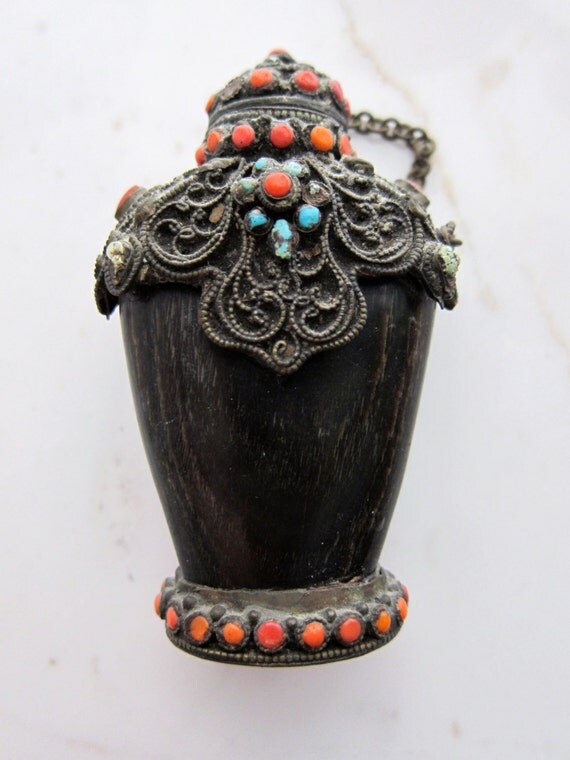 Antique Tibetan Snuff Bottle Opium Bottle by JoulesVintage