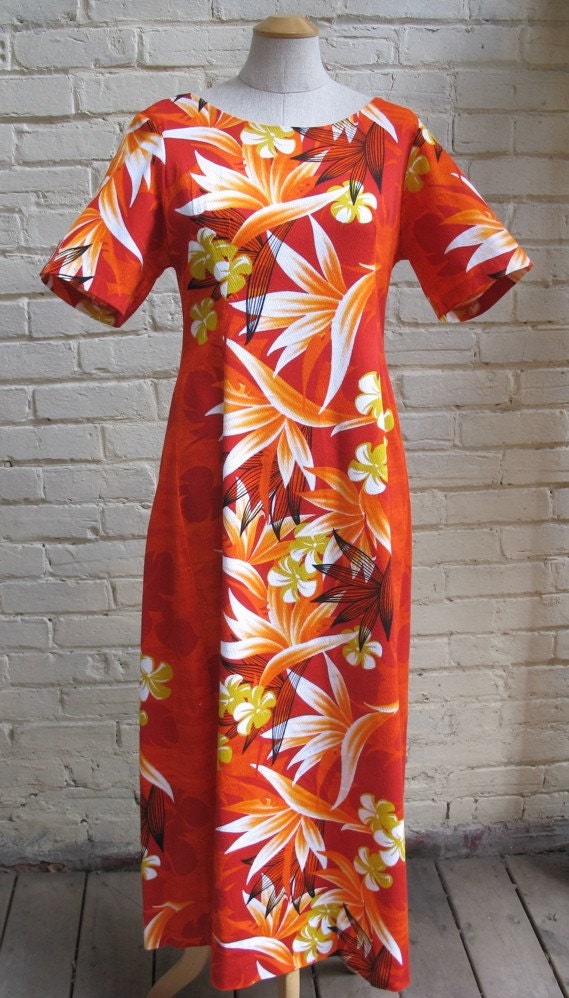 60s Hawaiian Mumu Dress with Birds of Paradise S M