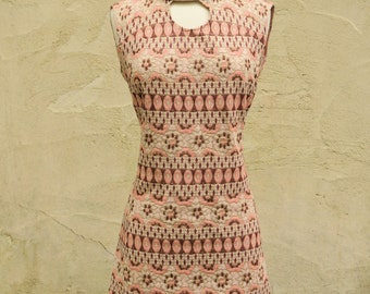Keyhole Pink Metallic Floral Minidress Sz S // 1960s Mod Gold