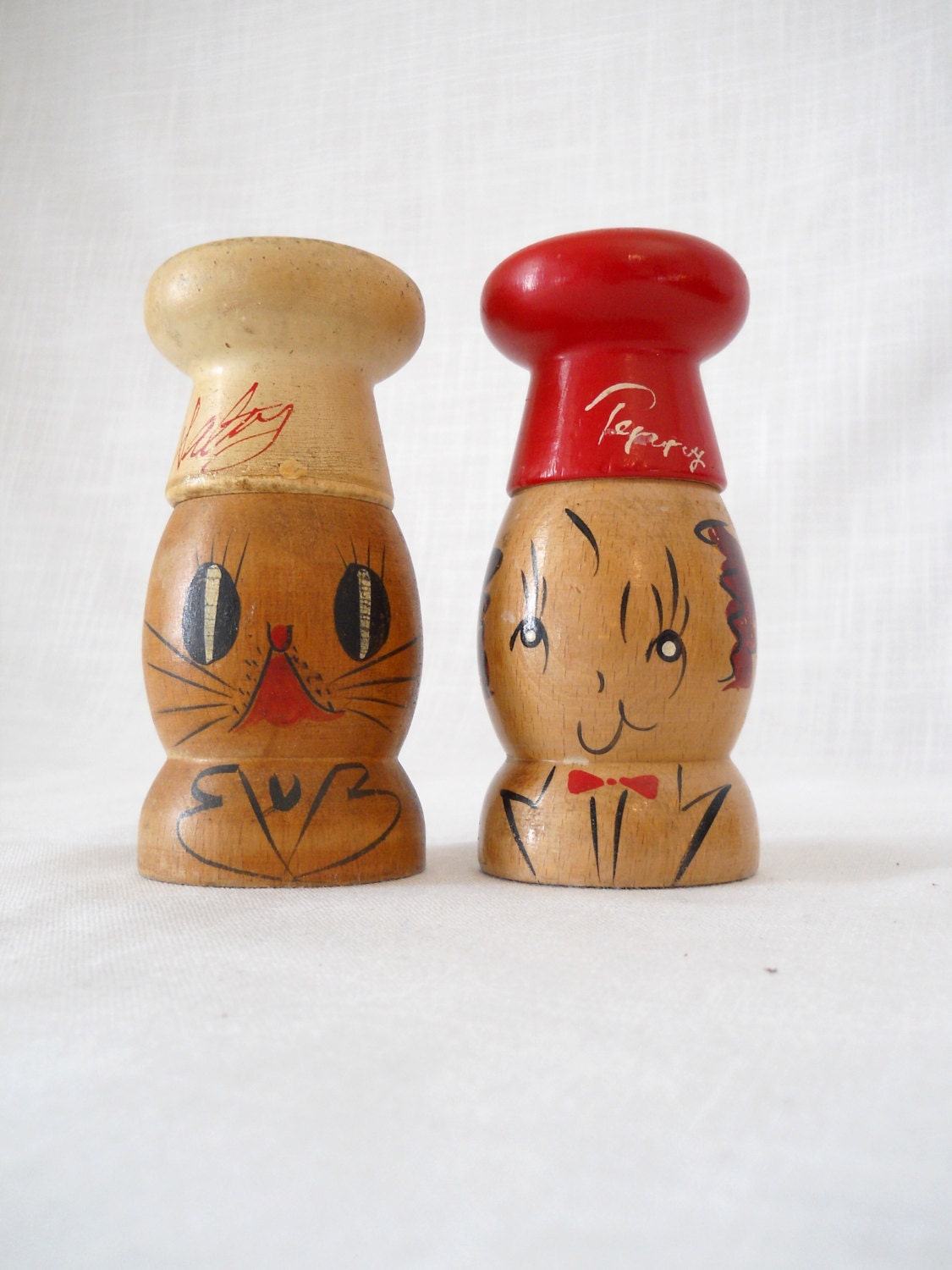 vintage Salty and Peppy wooden salt and pepper shakers 50s