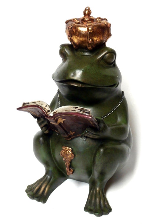 Frog Prince Statuette Prince Charming