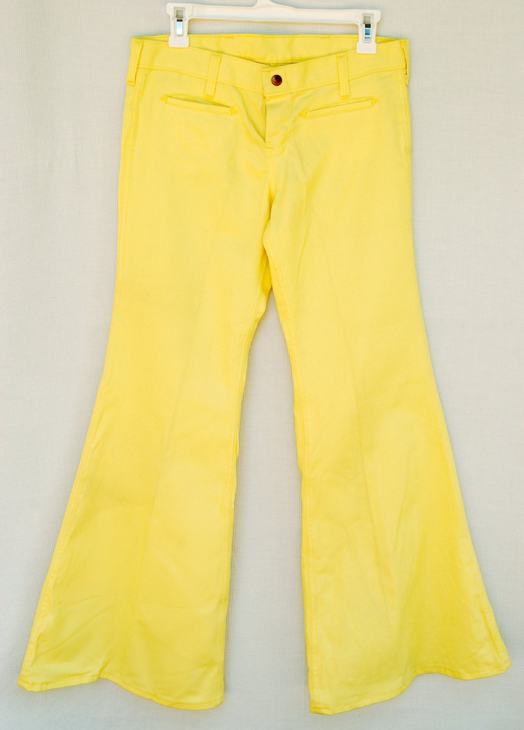 Vintage 70s Bell Bottom Yellow Jeans by Hillbilly by RipCityRetro