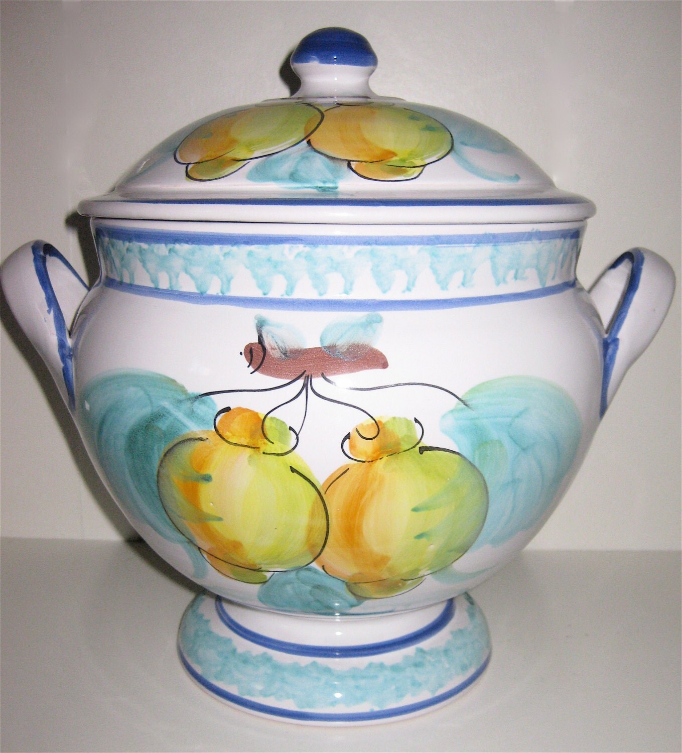 Italian Hand Made and Painted Ceramic Soup Tureen Haute Juice