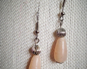 Vintage tear-drop glass earrings