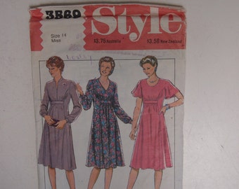 Vintage 1986 Butterick Girls Dress & by VintageTwistsPattern