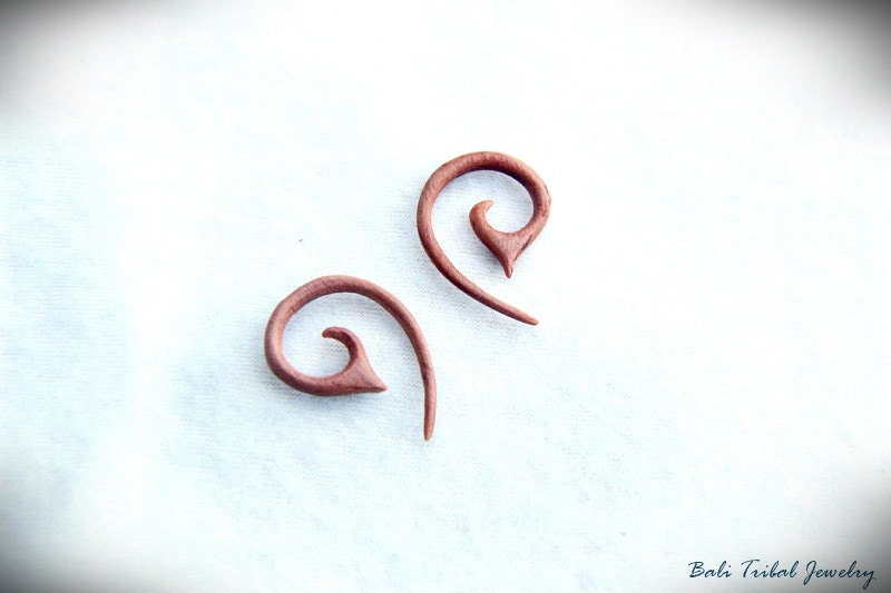 wood plugs ear jewelry  Earring Saba Wood 2mm or 12 Gauge Piercing Plug GW02712, Price 8.50 | 800 x 533