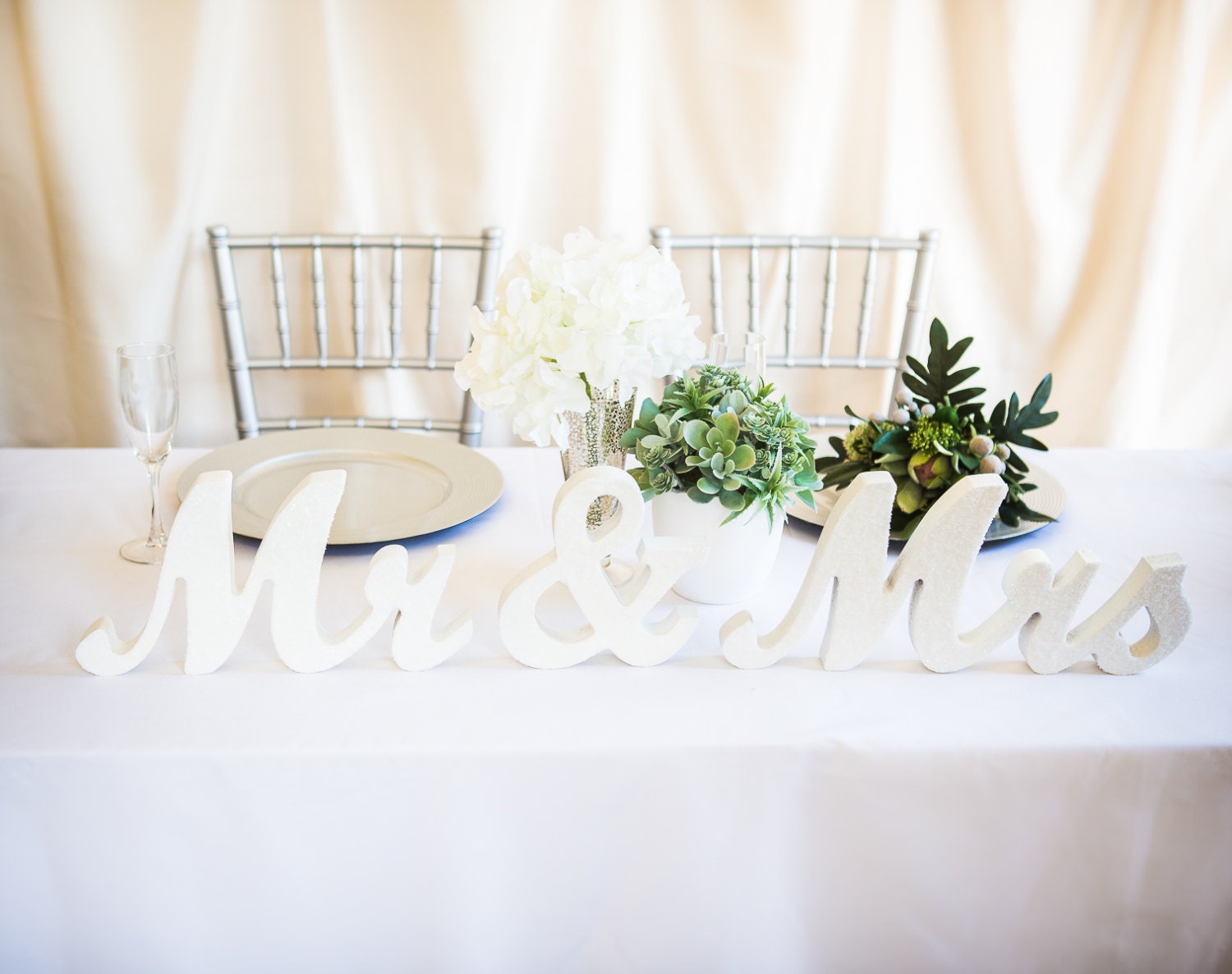 Mr And Mrs Wedding Signs For Sweetheart Table Decor Wooden 9606