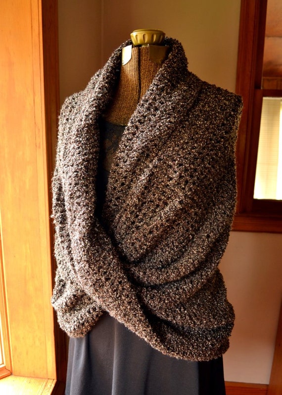 over shoulder shawl