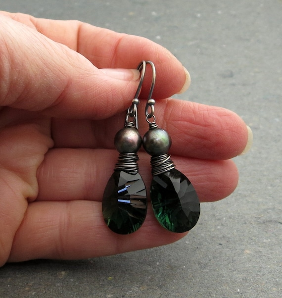 https://www.etsy.com/listing/117487572/emerald-green-earrings-concave-cut