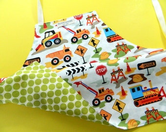 Kids Gift Under 30, Kids Apron, Toddler Apron, Reversible Apron, Construction, Toddler Boy, Children's Apron, Kids Art and Craft
