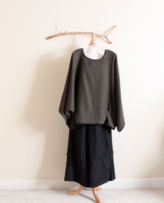 over size herringbone wool kimono wide sleeve top with folds